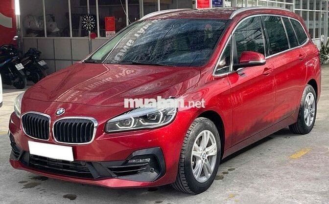 BMW 2 Series 2018 218i Gran Tourer - 27000 km