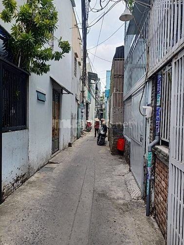 Nhà riêng tại Tân Phú, 2 mặt hẻm thông thoáng