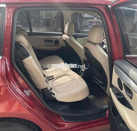 BMW 2 Series 2018 218i Gran Tourer - 27000 km