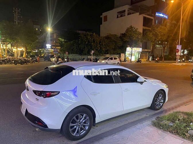 Mada3 2022 1.5L Sport Luxury, xe đẹp ít đi, có góp