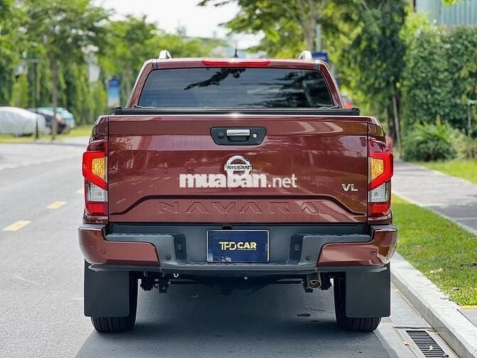 Nissan Navara VL 2.3 AT 4WD Cao cấp 2022 12000 km