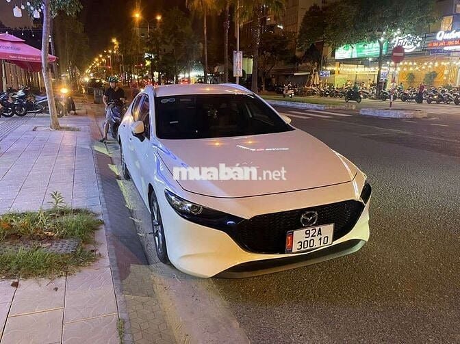 Mada3 2022 1.5L Sport Luxury, xe đẹp ít đi, có góp