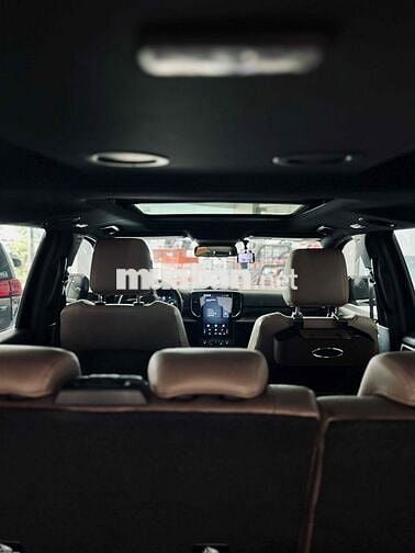 Ford Everest 2023 Titanium Plus 2.0L 4x4 AT