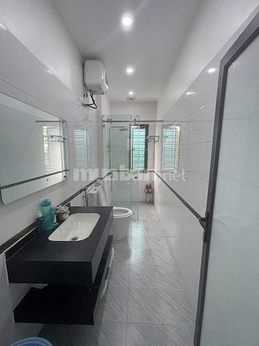Bán nhanh nhà siêu đẹp, giá tốt đường Hoa Thị, Phú Nhuận, giá 2tỷ710