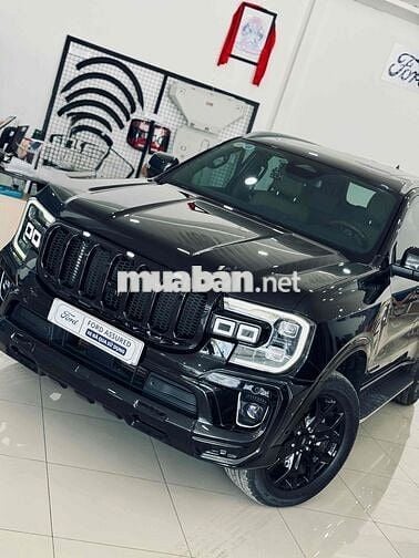 Ford Everest 2023 Titanium Plus 2.0L 4x4 AT