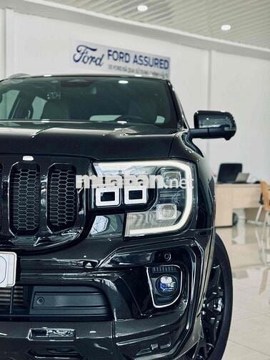 Ford Everest 2023 Titanium Plus 2.0L 4x4 AT
