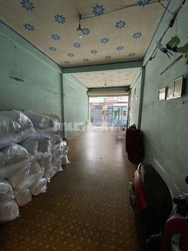 Cho thuê nhà mặt tiền Lạc Long Quân, P.8 Q.Tân Bình giá 15tr