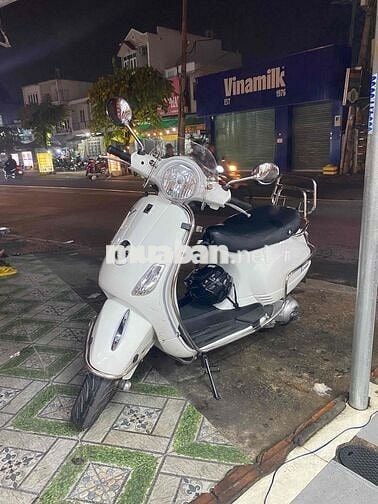 xe Vespa LX 125 cc Nhà bán ( 10 triệu 500 )