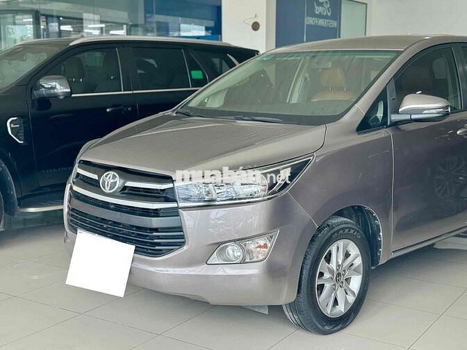 Toyota Innova 2020 E 2.0 MT
