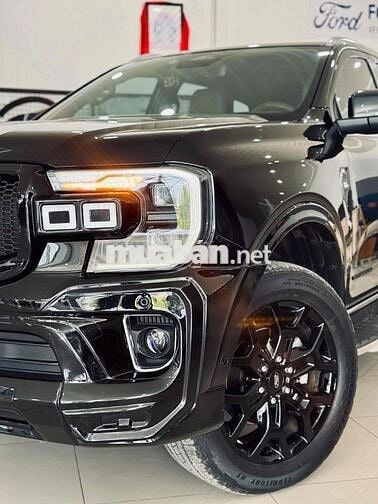 Ford Everest 2023 Titanium Plus 2.0L 4x4 AT