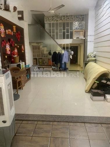 Cho thuê nhà mặt tiền Lạc Long Quân, P.8 Q.Tân Bình giá 15tr