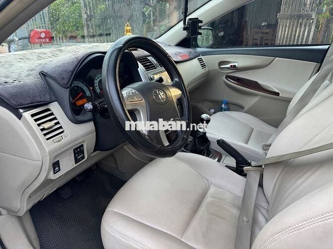 Toyota Corolla Altis 2012 - 140000 km