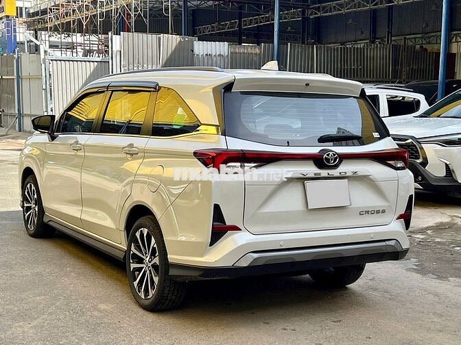 Toyota Veloz Cross 2022 CVT Top