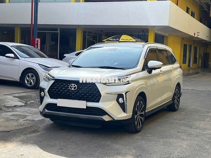 Toyota Veloz Cross 2022 CVT Top