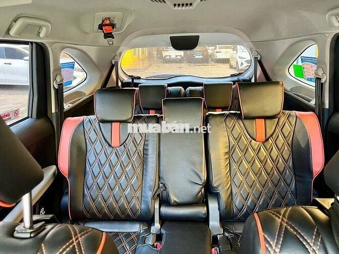 Toyota Veloz Cross 2022 CVT Top