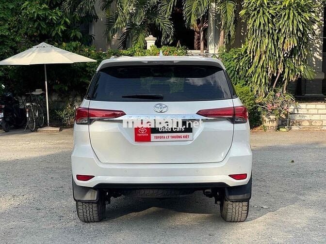 Toyota Fortuner 2.4AT 4X2 2020 Xe hãng bán