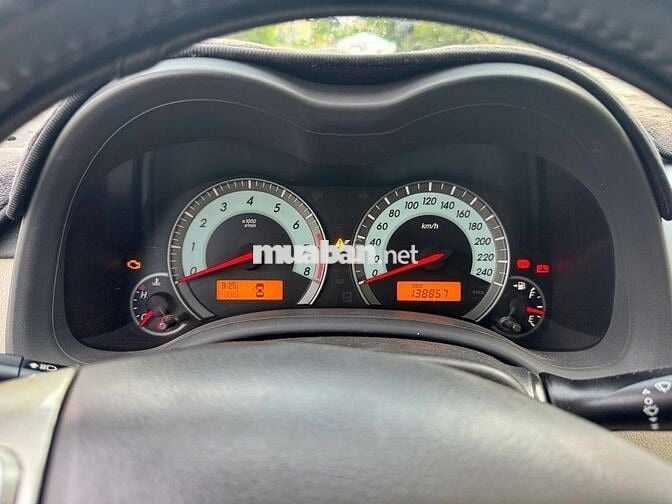 Toyota Corolla Altis 2012 - 140000 km