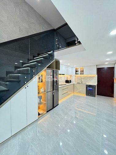 Bán căn hộ Duplex( lửng) Sky Garden 1 - Phú Mỹ Hưng - Q.7
