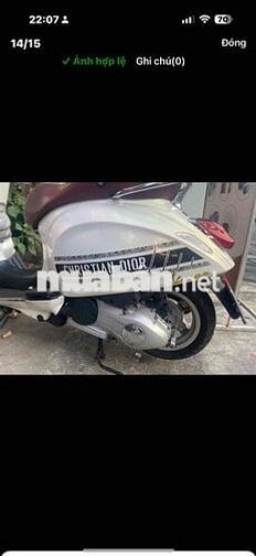 Vespa trắng, kiểu dáng Scooter biển số đẹp 986.88