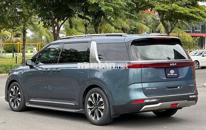 Kia Carnival 2022 2.2D Premium 7 chỗ - 54000 km