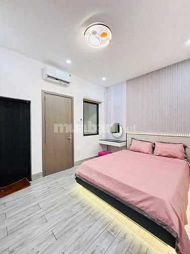 BÁN NHÀ MẶT TIỀN LÊ LỢI, P.4, GÒ VẤP GẦN ĐH Công Nghiệp, CV GIA ĐỊNH