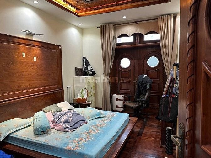 BÁN BIỆT THỰ MẶT TIỀN ĐƯỜNG CÙ LAO, Q. PHÚ NHUẬN 