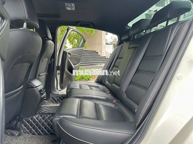 Mazda 6 2019 Premium 2.5 AT siêu đẹp 42.000km