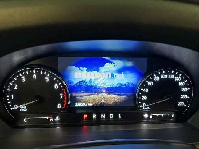 Ford Explorer 2022 Limited 4WD - 33000 km