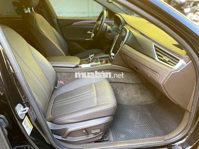 VinFast Lux A2.0 2022 Plus Độ 100 triệu đồ chơi