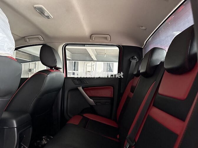 Ford Ranger XLS AT 2021, bảo hành 2026, vay 70%