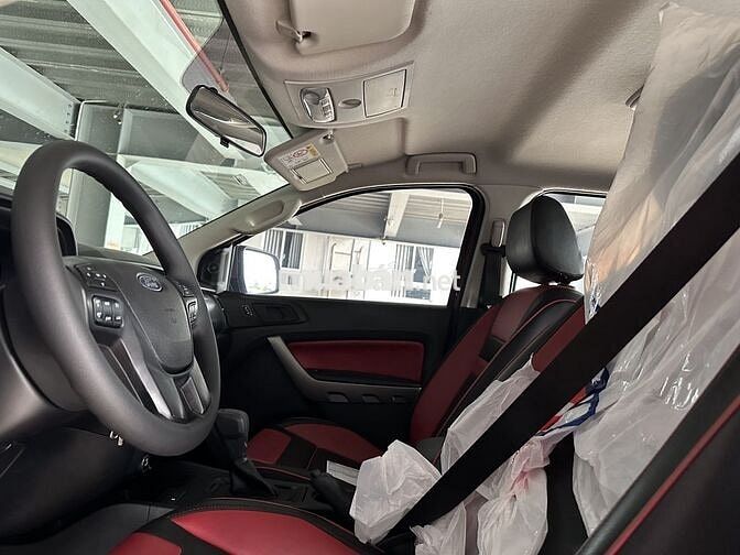 Ford Ranger XLS AT 2021, bảo hành 2026, vay 70%