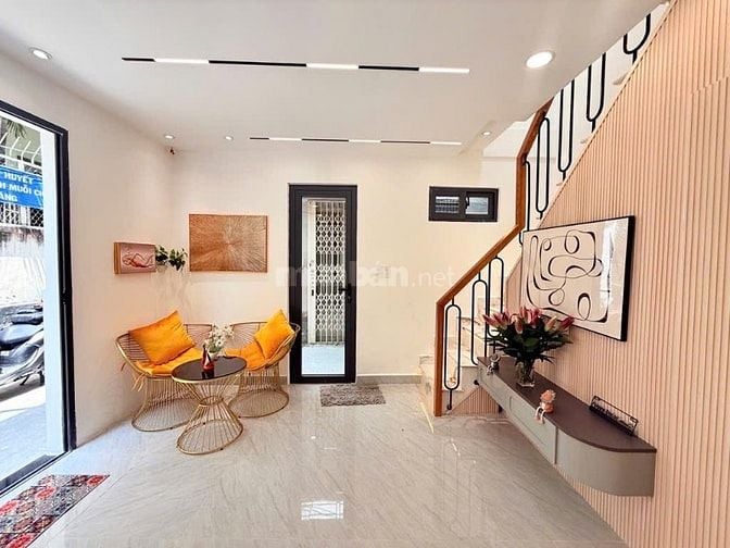 Nhà đẹp Phú Nhuận, DTSD 60 m², 3PN, full nội thất, chỉ 4.95 tỷ