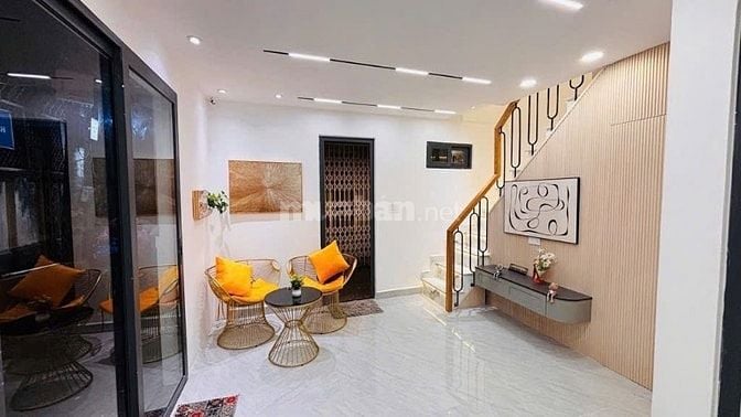 Nhà đẹp Phú Nhuận, DTSD 60 m², 3PN, full nội thất, chỉ 4.95 tỷ