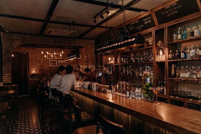 SANG NHƯỢNG QUÁN BAR CLASSIC  VỊ TRÍ ĐẮC ĐỊA, PHẠM VIẾT CHÁNH, BÌNH T