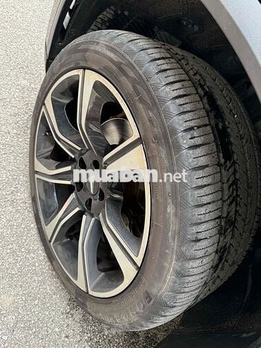 Vinpast Lux SA prenium SX 2019 mới xuất sắc
