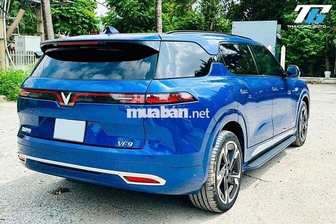 VinFast VF9 2023 Plus 21000 km Pin  mua đứt