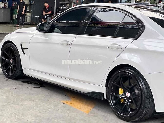BMW 3 Series 2014 320i - 80000 km