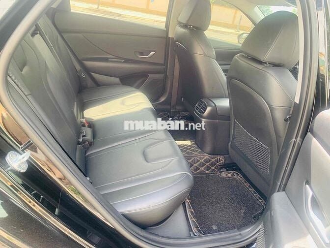 Hyundai Elantra 2022 2.0 AT - 55 km