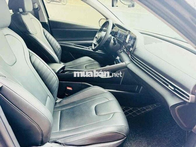 Hyundai Elantra 2022 2.0 AT - 55 km