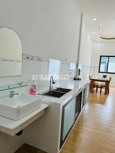 Bán gấp căn cấp 4, SHR, Xã Tân Phú Trung, 132,8m2, Giá chỉ 850 Triệu.