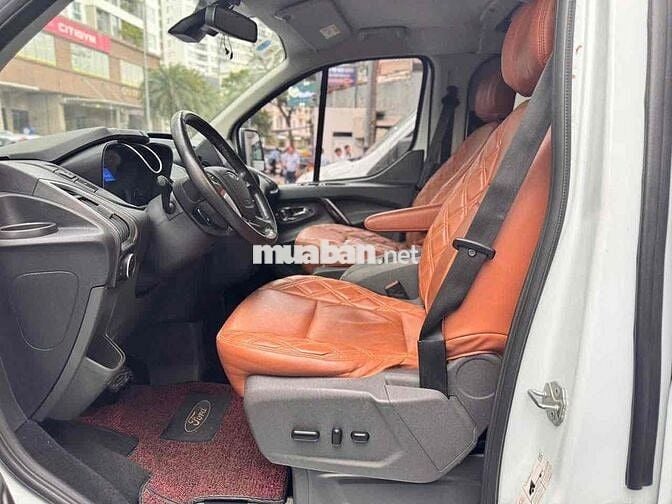 FORD TOURNEO TITANIUM 2021 XE ĐẸP PHỤ KIỆN NHIỀU