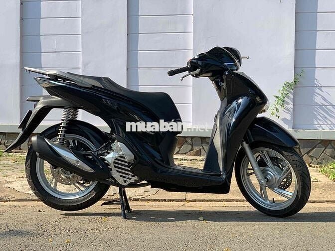 Sh 160 BSTP 8/2024 xe lướt ngay chủ ký bán