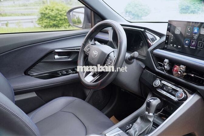 Toyota Yaris Cross 2024 1.5 D-CVT - 14000 km