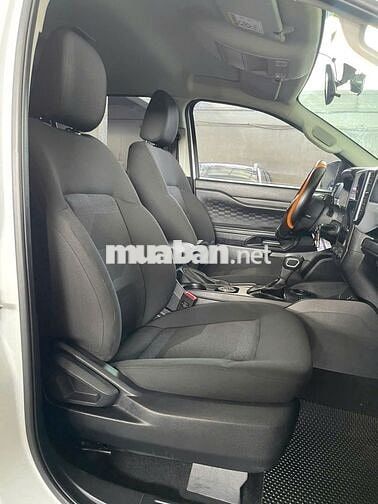 Ford Ranger 2024 XLS 2.0 4X2 AT Pháp Lý Cty XHĐ