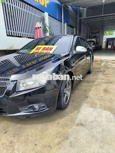 Cần bán xe cheverlet cruze