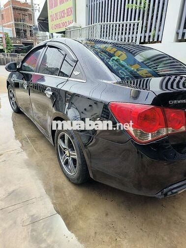 Cần bán xe cheverlet cruze