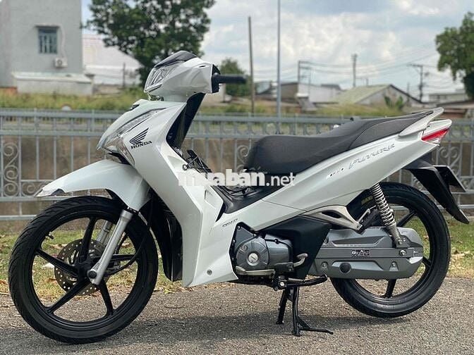 FUTURE NGAY CHỦ CÔNG CHỨNG. có góp tay đôi