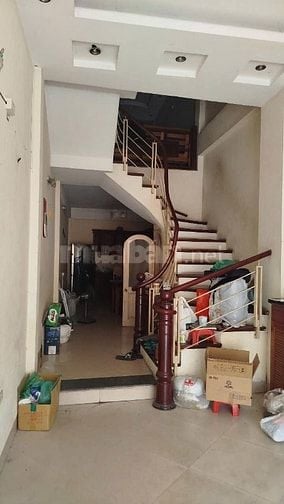 Chính chủ cho thuê nhà 45m² x 4 tầng, ngõ to, Đông Thiên, Vĩnh Hưng HN