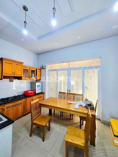 C,G bán nhà phố trệt 3 lầu hẻm 8m Nguyễn Duy Trinh.7 tỷ 4