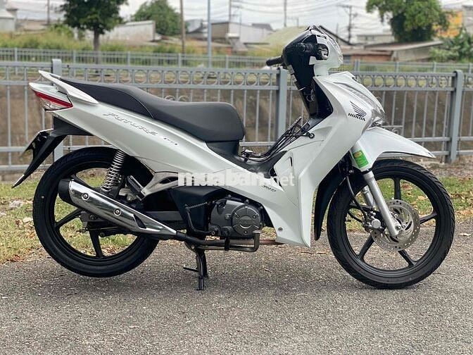 FUTURE NGAY CHỦ CÔNG CHỨNG. có góp tay đôi